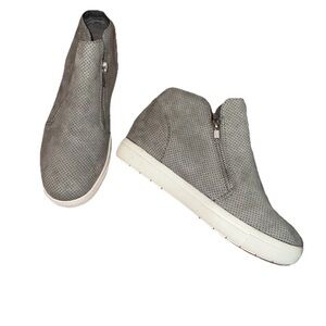 Cushionaire Hart Hidden Wedge Grey Suede Women’s 8